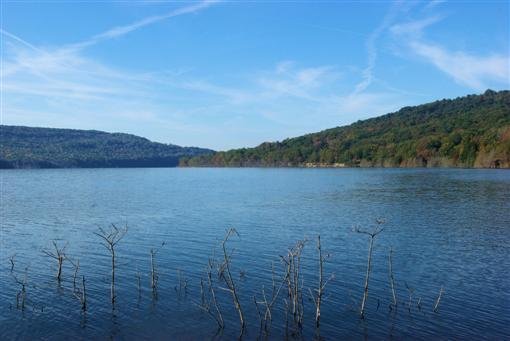 lookingdownthelakefromoldlakeshepherdspringsdam.jpg