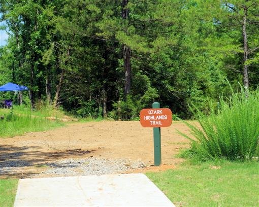 westerntrailheadoftheozarkhighlandstrailjuly.jpg