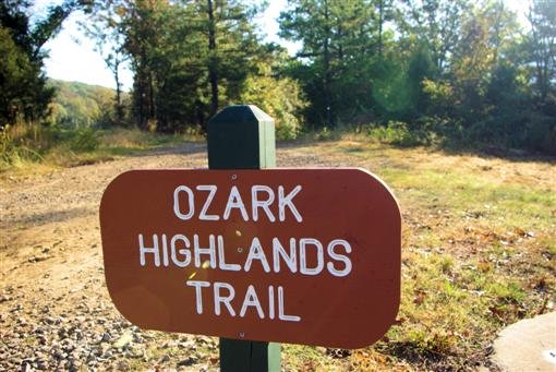 westerntrailheadozarkhighlandstrailoctober.jpg