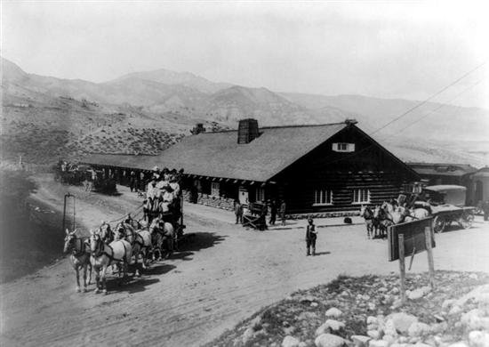 gardnerstationyellowstonenationalparkwyoming.jpg